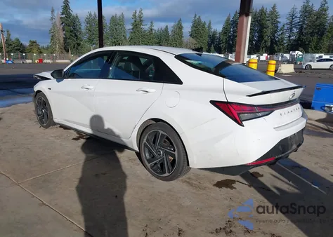 2022 Hyundai Elantra N Line z USA, uszkodzony, nr VIN KMHLR4AF0NU326938